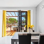 Neptuno Pool And Private Access