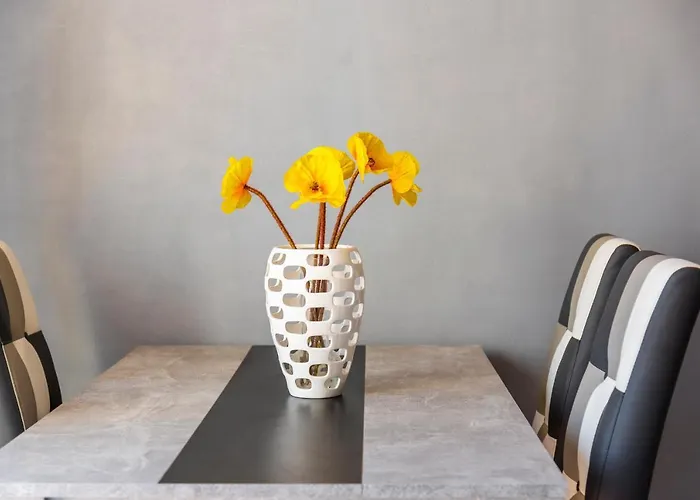 Neptuno Pool And Private Access アパート